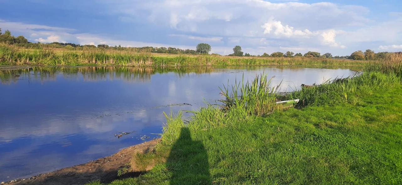 Szalasy Drewniane Nad Rzeka Biebrza Goniądz Exterior foto